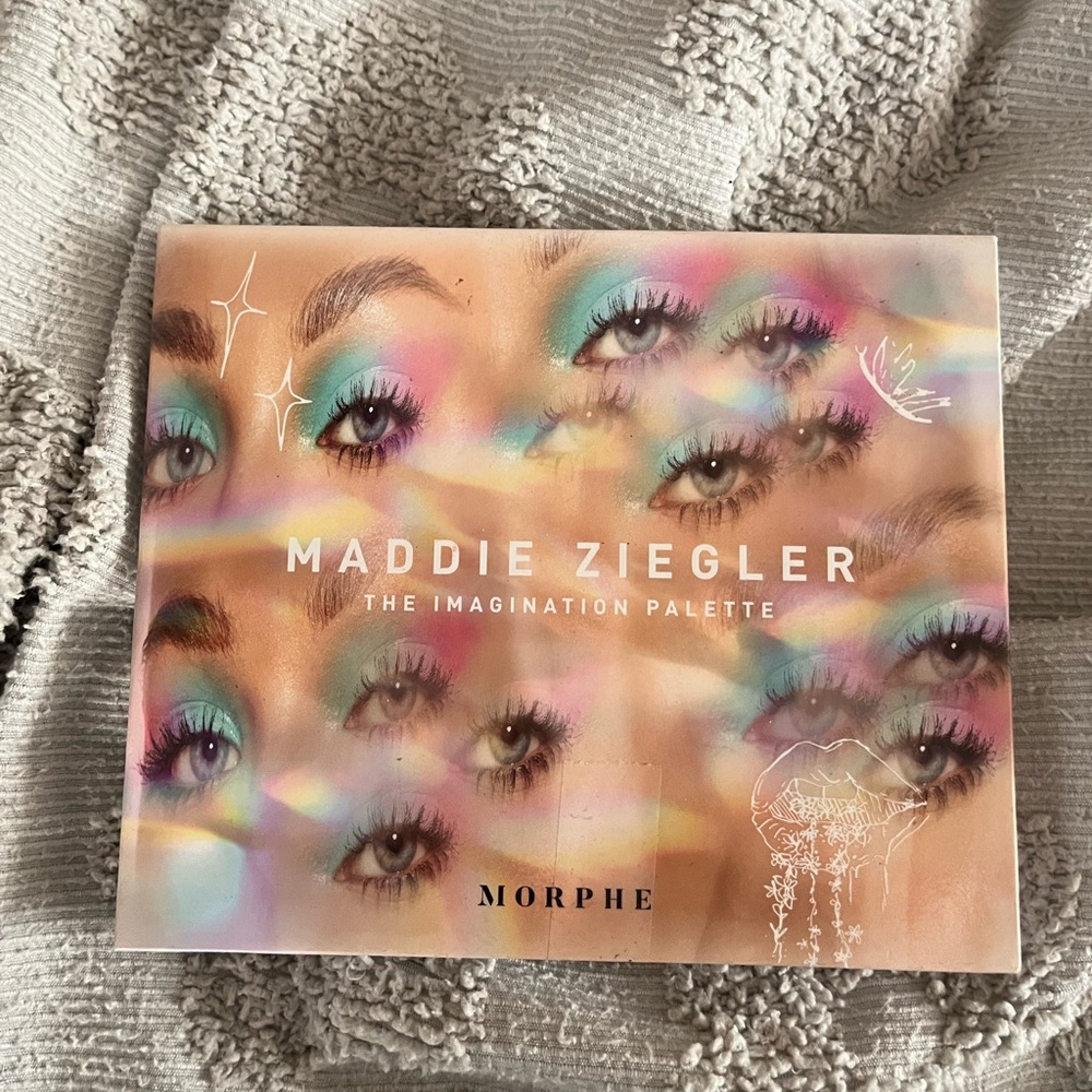 BRAND NEW Morphe Maddie Ziegler Eyeshadow Palette